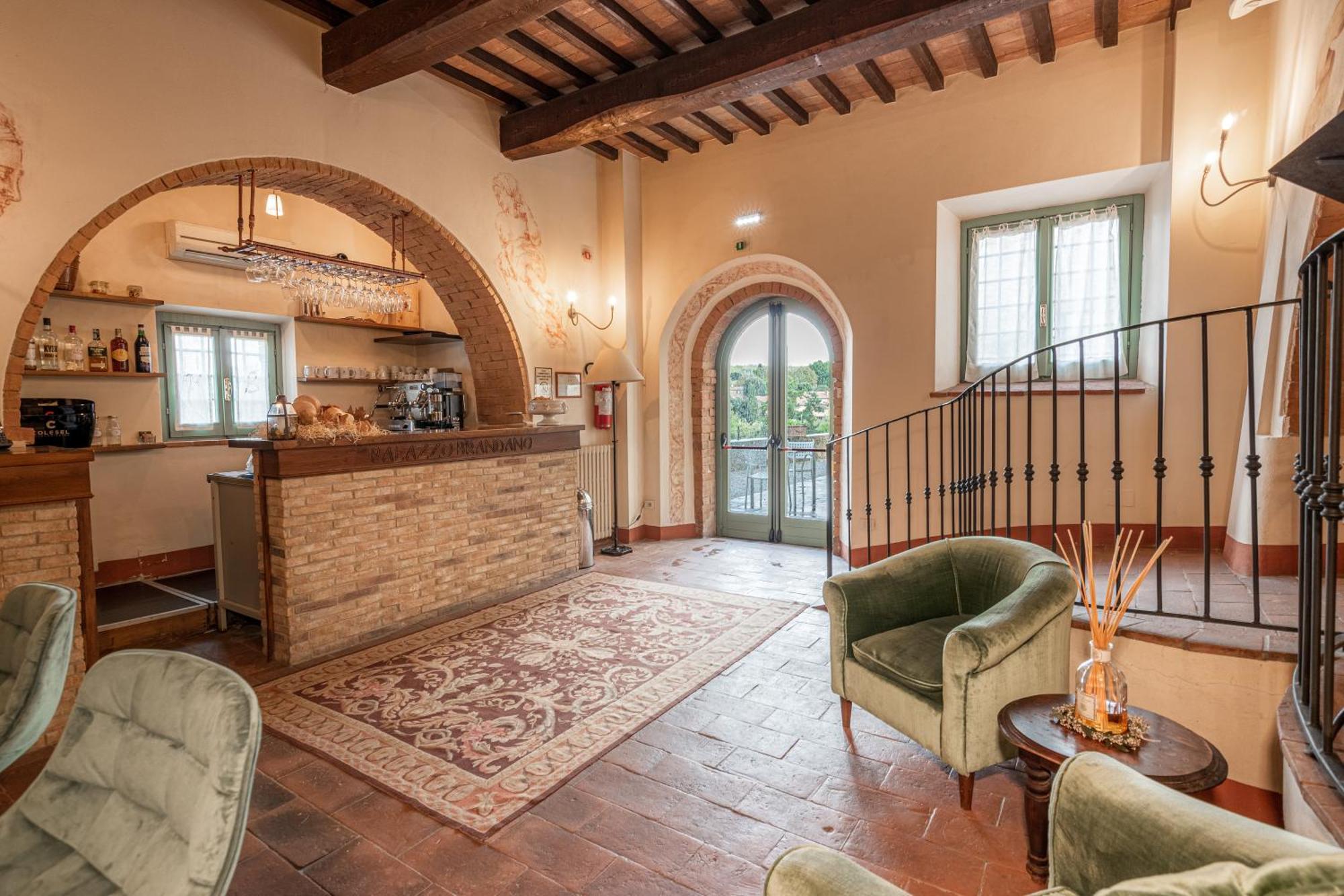 Palazzo Brandano Hotel Petroio Екстериор снимка