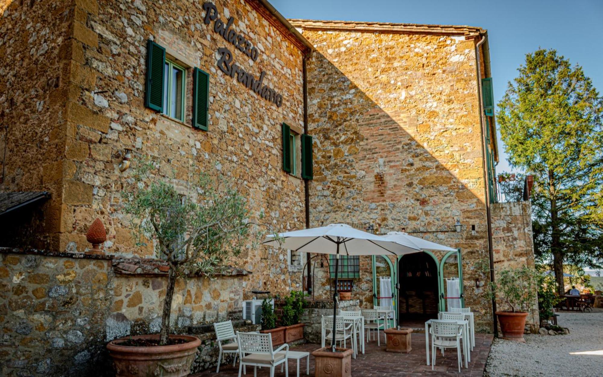 Palazzo Brandano Hotel Petroio Екстериор снимка