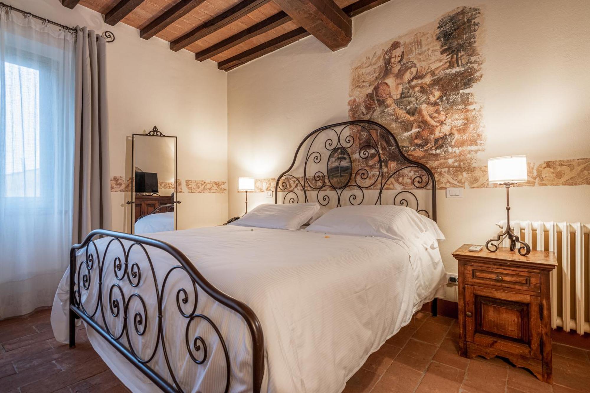 Palazzo Brandano Hotel Petroio Екстериор снимка