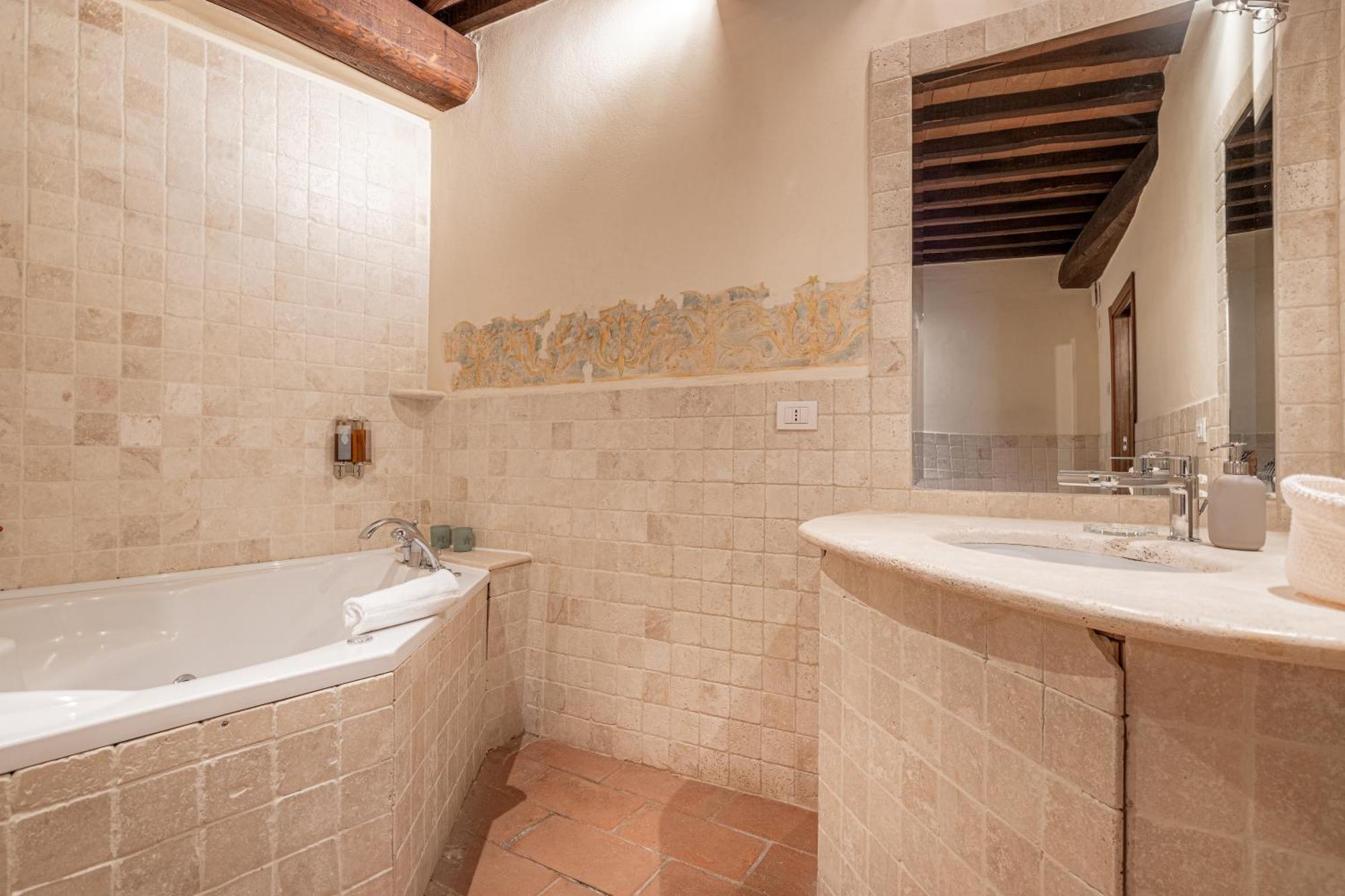 Palazzo Brandano Hotel Petroio Екстериор снимка
